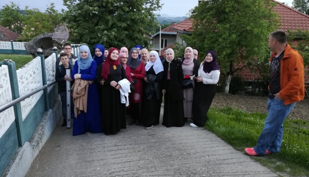 Učenici Behram-begove medrese u posjeti našem džematu